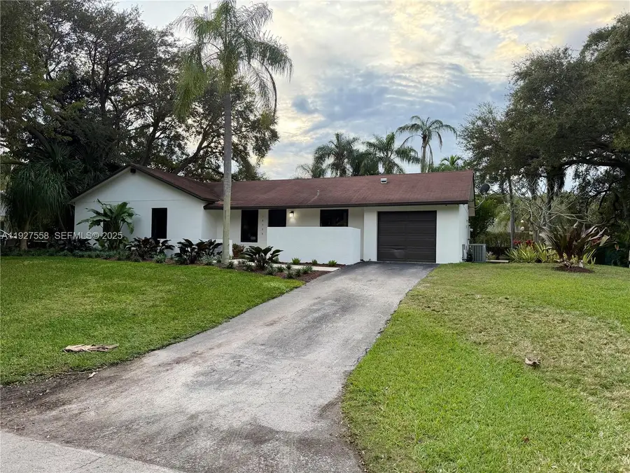 Address Withheld By Seller, Palmetto Bay, FL 33157 - Image #3