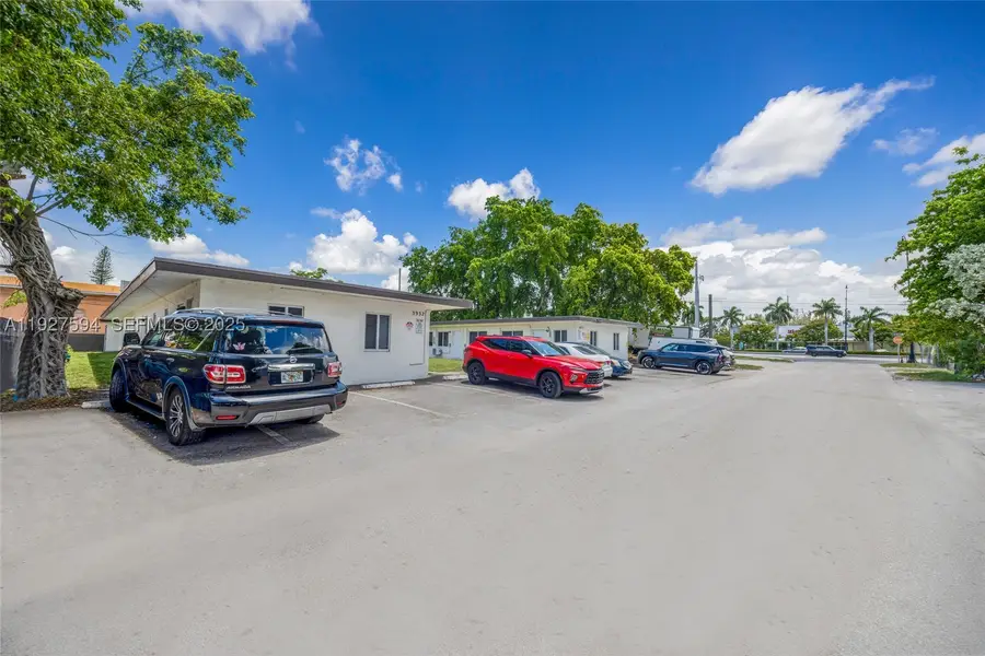 3932 SW 12th Pl, Fort Lauderdale, FL 33312 - #2