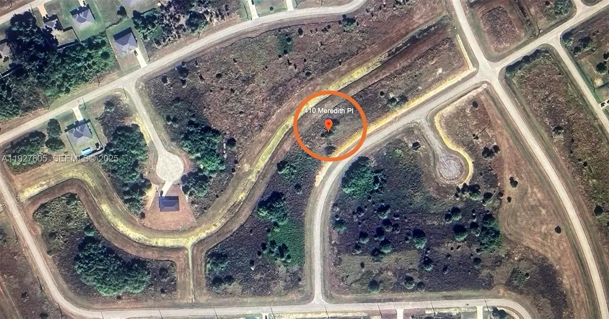 410 W Meredith Pl, Labelle, FL 33935 - Image #1