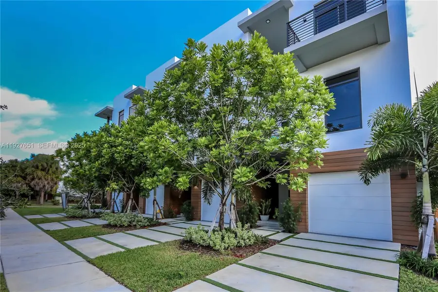 1640 Mckinley St, Hollywood, FL 33020 - Image #2