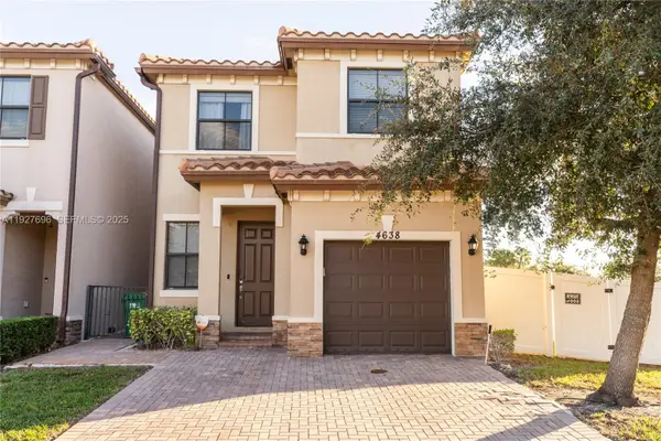 4638 NW 59th St, Tamarac, FL 33319