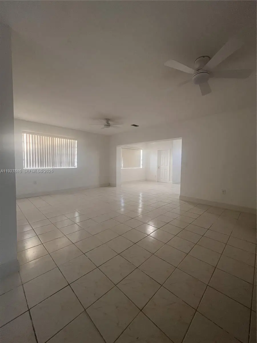 8220 SW 29th St, Miami, FL 33155 - Image #2