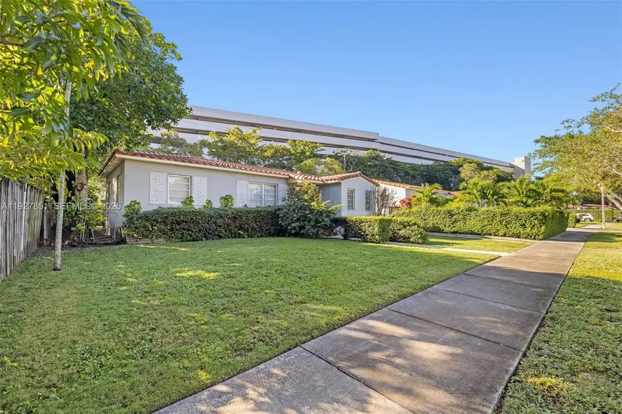 3310 SW 21st St, Miami, FL 33145 - Image #2