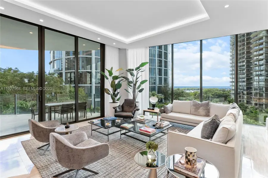 2821 S Bayshore Dr #5A, Miami, FL 33133 - Image #2