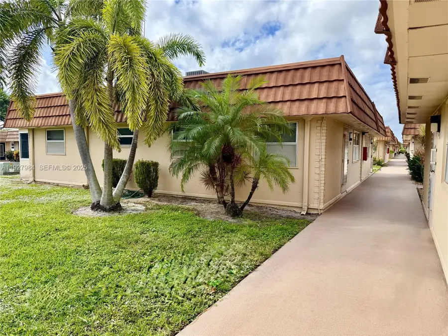 293 Seville M #293, Delray Beach, FL 33446 - Image #2