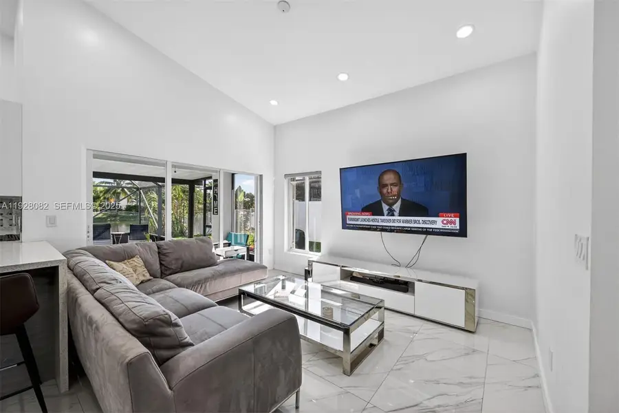 720 Rock Hill Ave, Davie, FL 33325 - Image #3