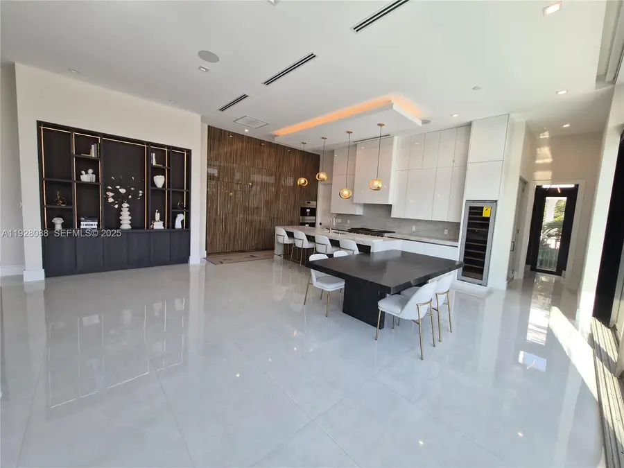 4910 NE 27th Ave, Lighthouse Point, FL 33064 - Image #3