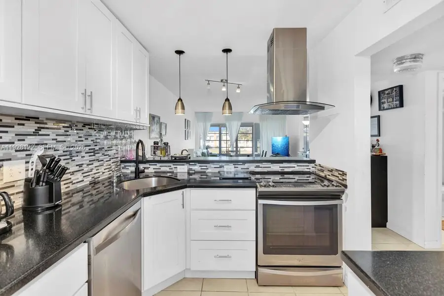 6071 NW 61st Ave #303, Tamarac, FL 33319 - #2