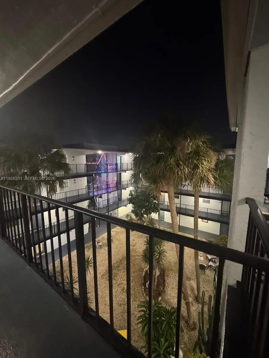 2800 Someset Dr #404, Lauderdale Lakes, FL 33311 - #1