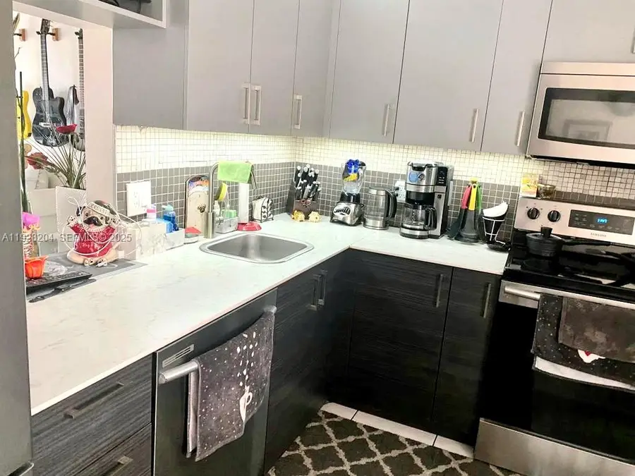 18900 NE 14th Ave #D-205, Miami, FL 33179 - Image #3