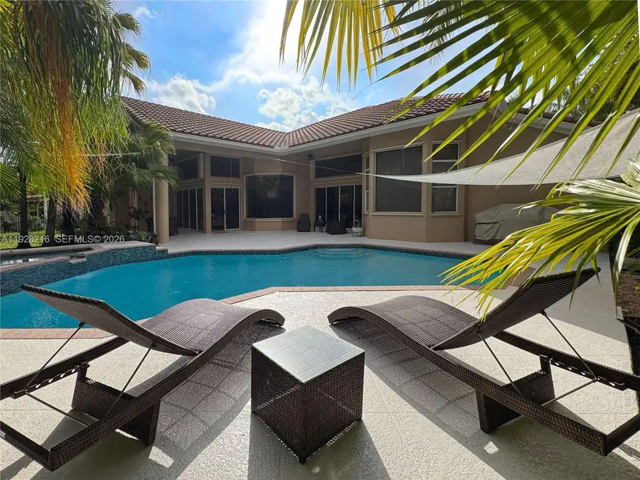 375 Sabal Way, Weston, FL 33326 - #2