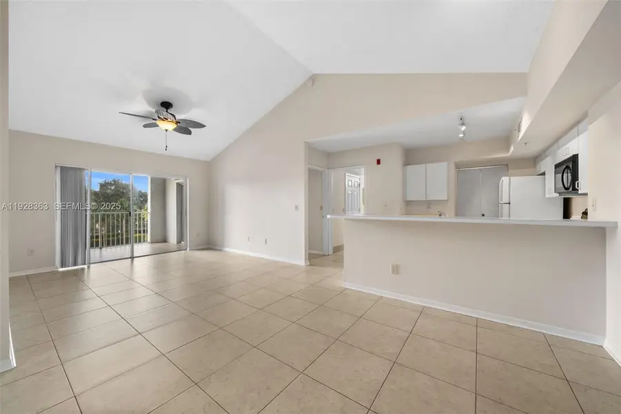 2600 S University Dr #326, Davie, FL 33328 - Image #2