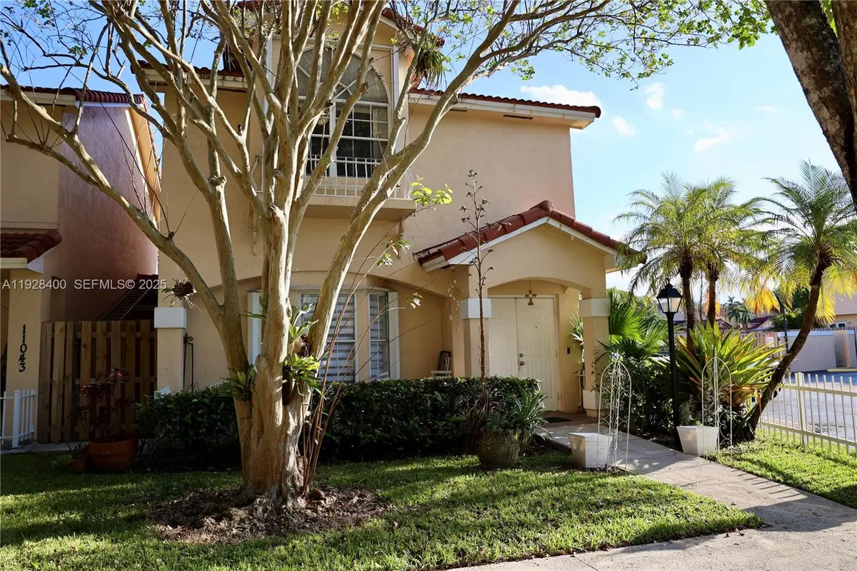 11049 SW 152nd Ct, Miami, FL 33196 - Image #1