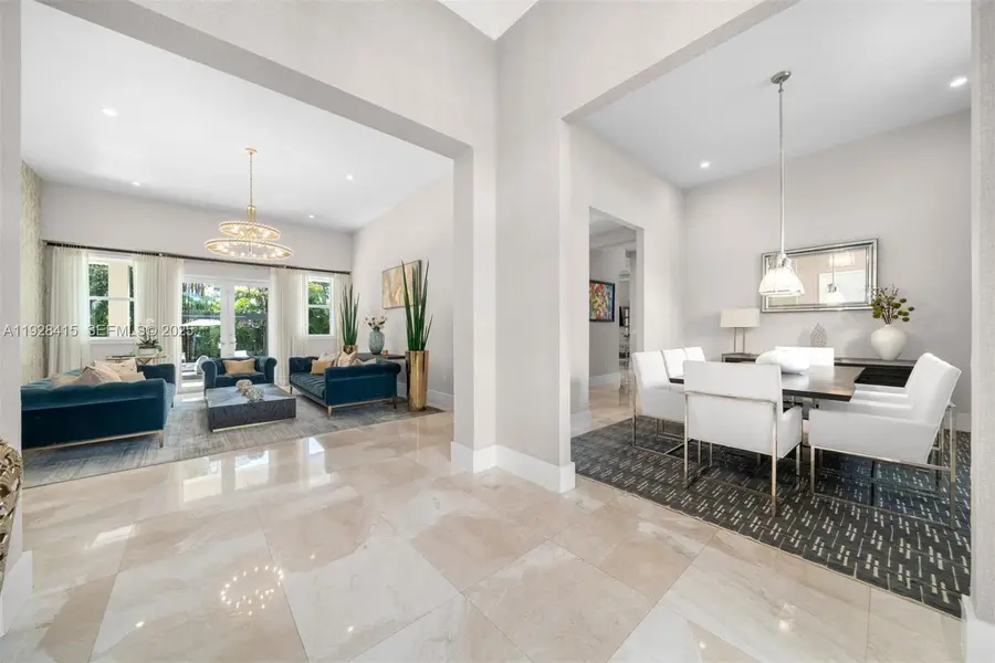 7222 SW 79th Ter, Miami, FL 33143 - Image #2