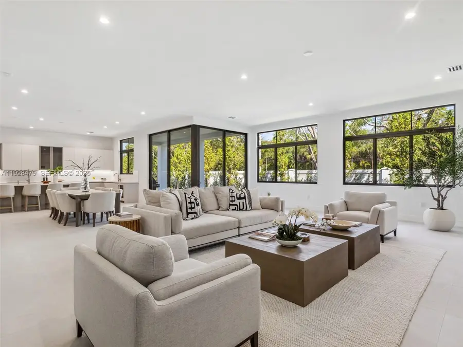 7285 SW 72nd Ter, Miami, FL 33143 - Image #2