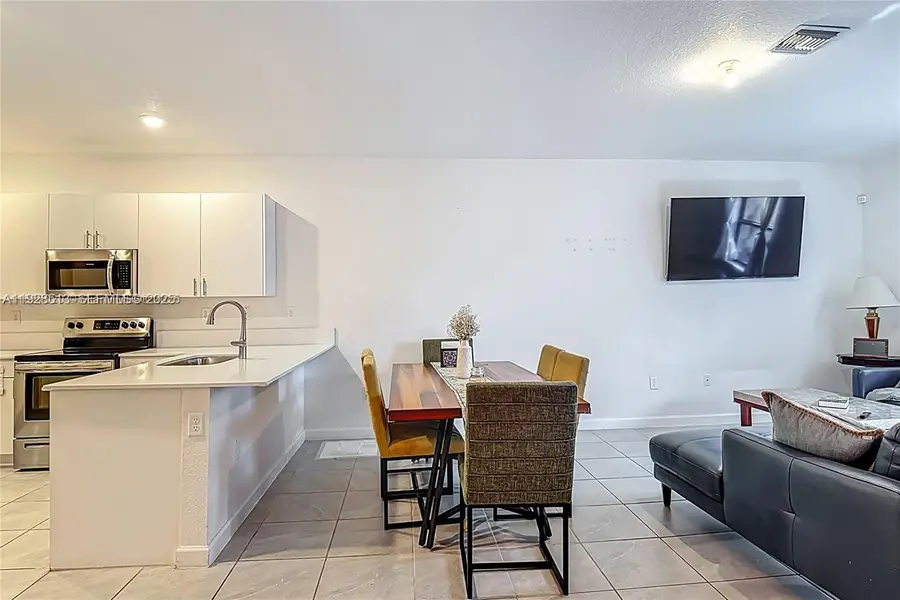 28615 SW 129th Ct, Homestead, FL 33033 - Image #3