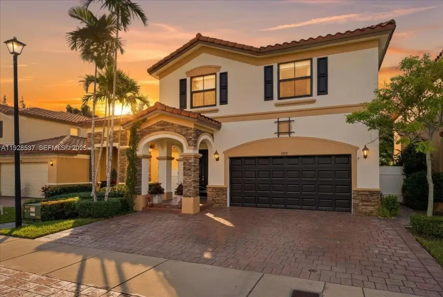 3522 W 86th Ter, Hialeah, FL 33018 - Image #2