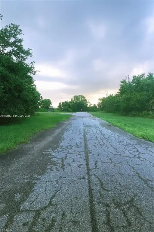 613 Grant Blvd, Lehigh Acres, FL 33974 - Image #2