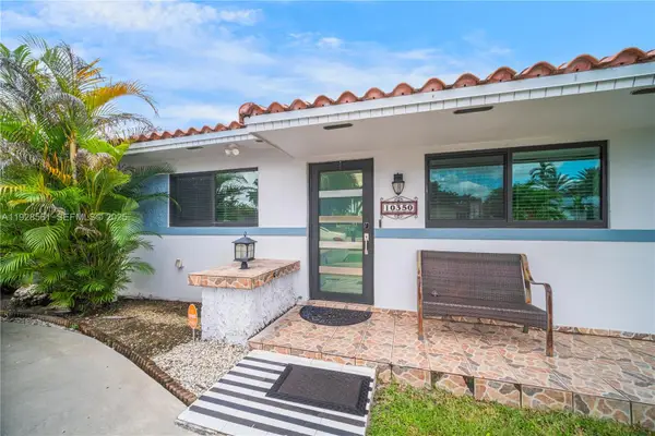 10350 SW 4th St, Sweetwater, FL 33174