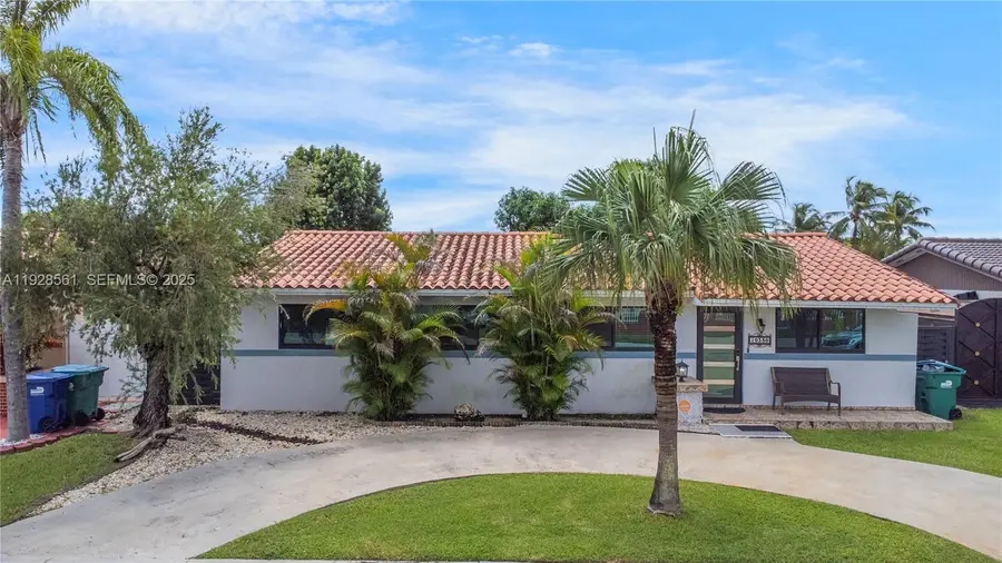 10350 SW 4th St, Sweetwater, FL 33174 - Image #3