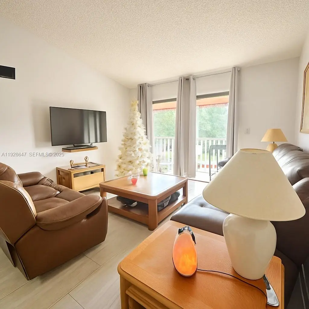 15530 SW 80th St #C-301, Miami, FL 33193 - Image #1