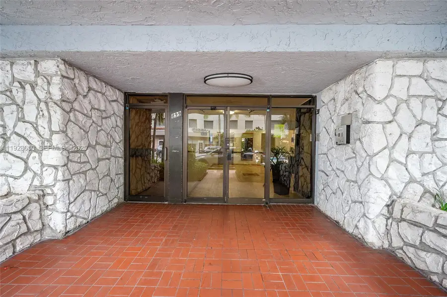 899 West Ave #7E, Miami Beach, FL 33139 - Image #2