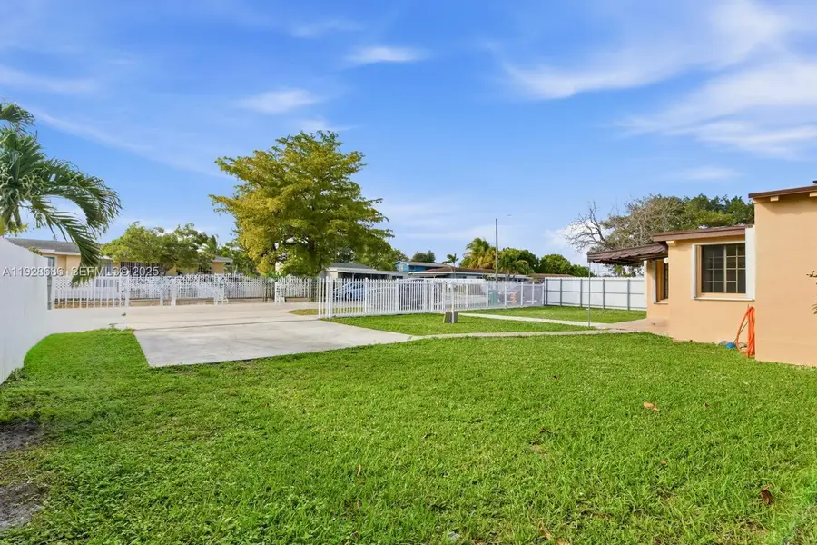 18141 NW 4th Ave, Miami Gardens, FL 33169 - Image #3