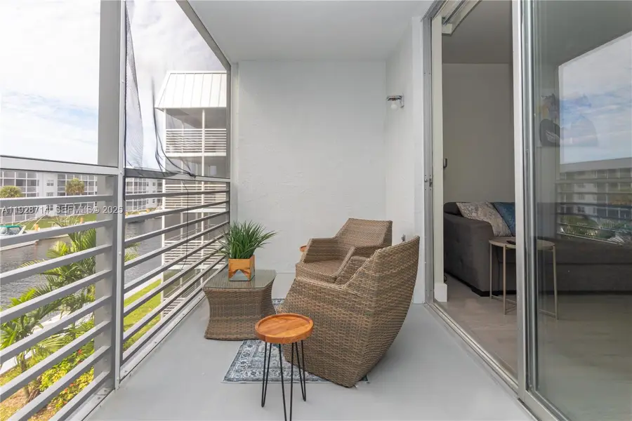 3600 NE 170th St #308, North Miami Beach, FL 33160 - Image #2