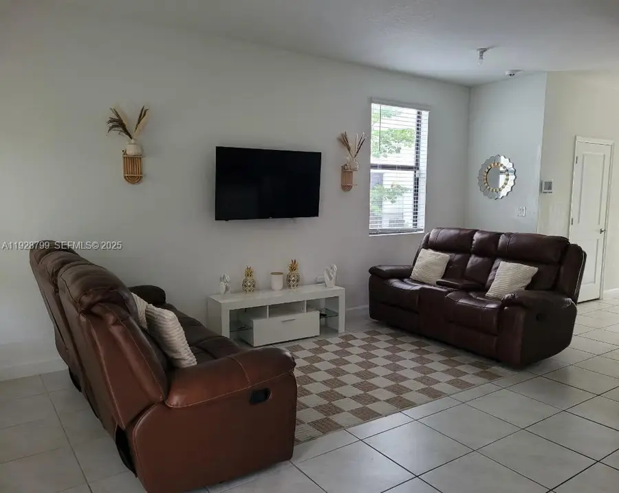 1161 SW 8th Ave, Florida City, FL 33034 - Image #3