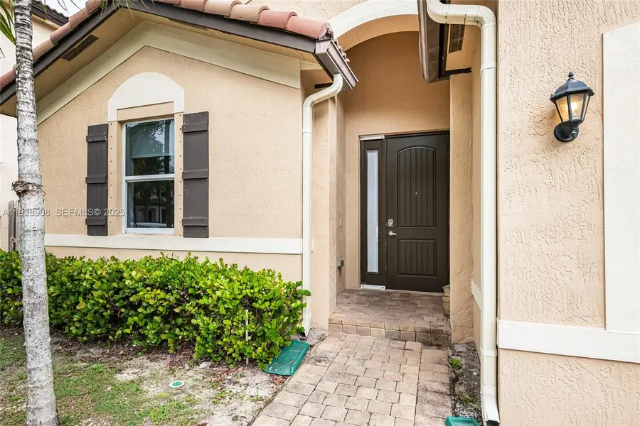 11863 SW 253rd Ter, Homestead, FL 33032 - Image #3
