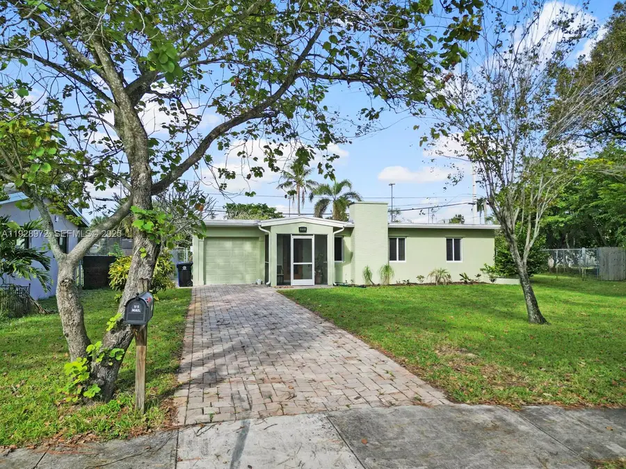 2133 SW 1st Ct, Fort Lauderdale, FL 33312 - Image #2