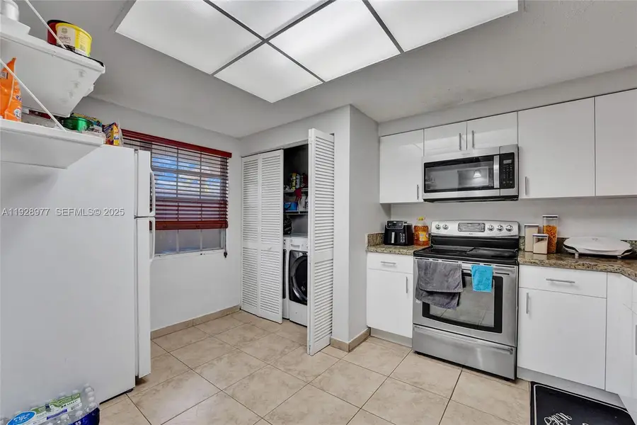 3592 NW 83rd Ln, Sunrise, FL 33351 - Image #3