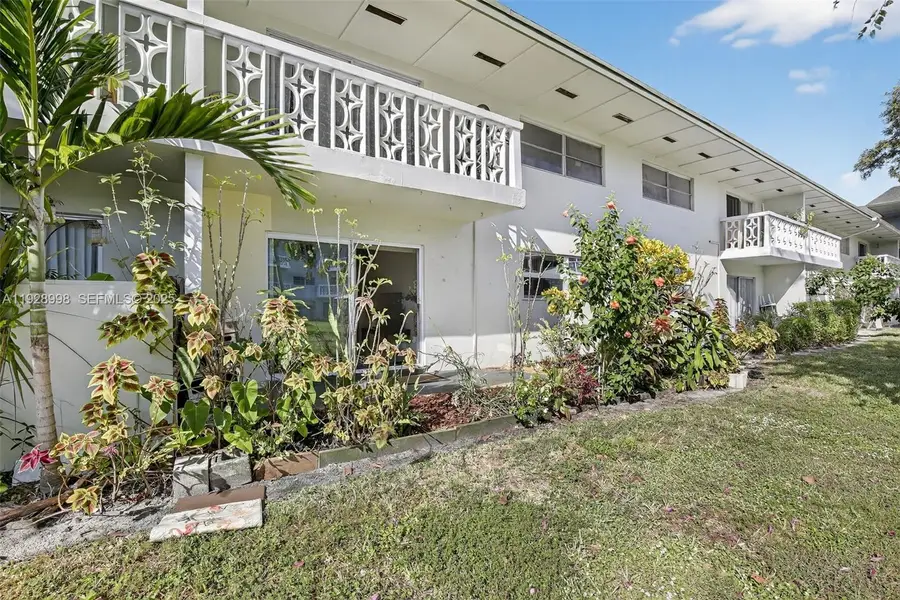 4200 NW 3rd Ct #141, Plantation, FL 33317 - Image #3