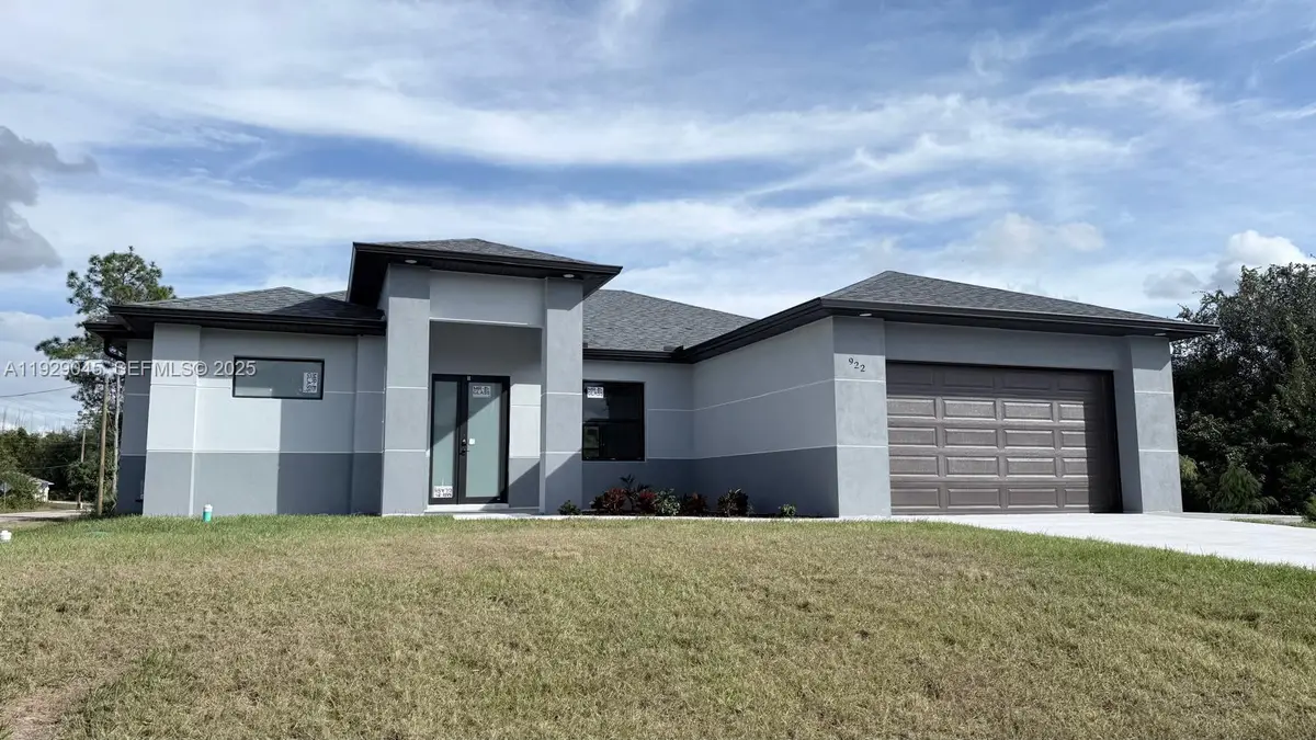 922 Richmond Ave N, Lehigh Acres, FL 33972 - #1