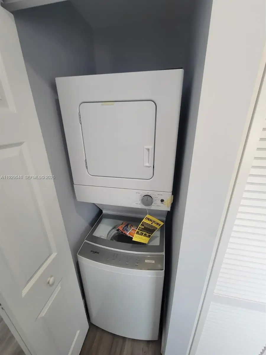 1809 NW 8th Pl, Fort Lauderdale, FL 33311 - Image #3