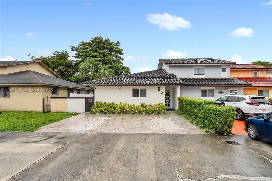 1071 W 37th St, Hialeah, FL 33012 - #3