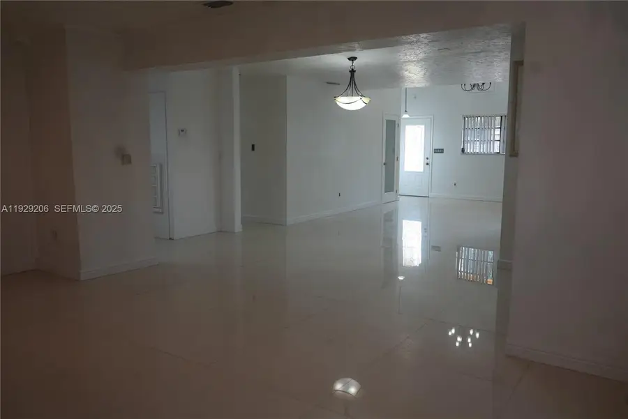 3285 NW 97th St, Miami, FL 33147 - Image #3