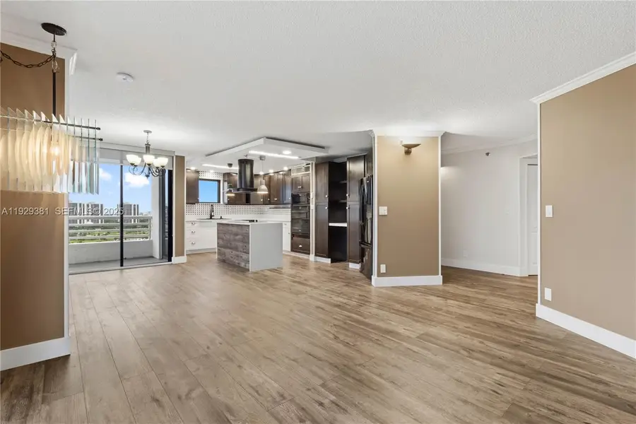 3300 NE 192nd St #LP06, Aventura, FL 33180 - #2