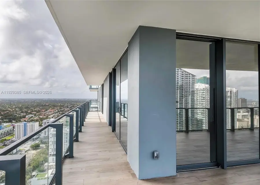 88 SW 7th St #2501, Miami, FL 33130 - Image #3