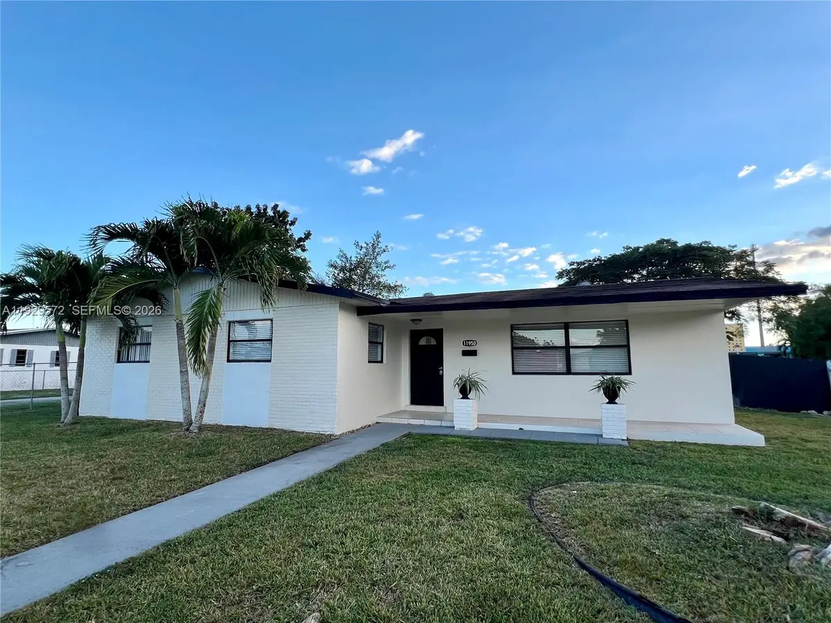 11950 SW 199th St, Miami, FL 33177 - #1
