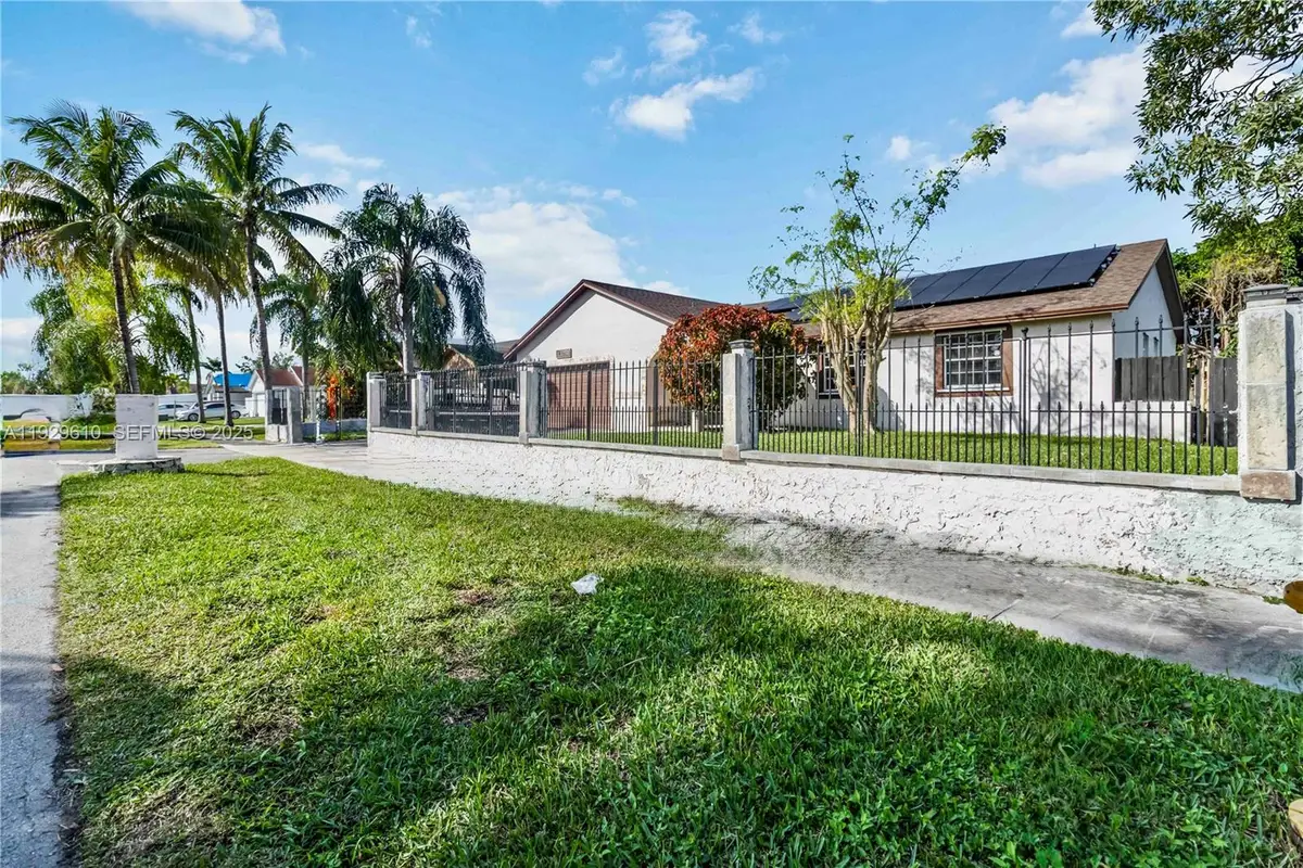 13731 SW 284th St, Homestead, FL 33033 - Image #1
