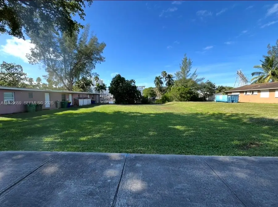 157 NW 14th Way, Dania Beach, FL 33004 - Image #3