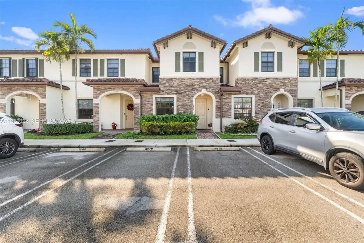 3272 W 92nd Pl, Hialeah, FL 33018 - Image #1