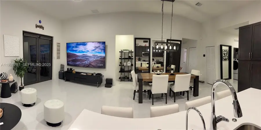 32308 SW 196th Ave, Homestead, FL 33030 - Image #3