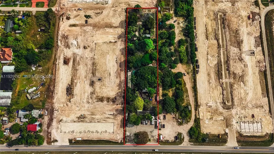 35601 SW 192nd Ave, Homestead, FL 33034 - Image #2