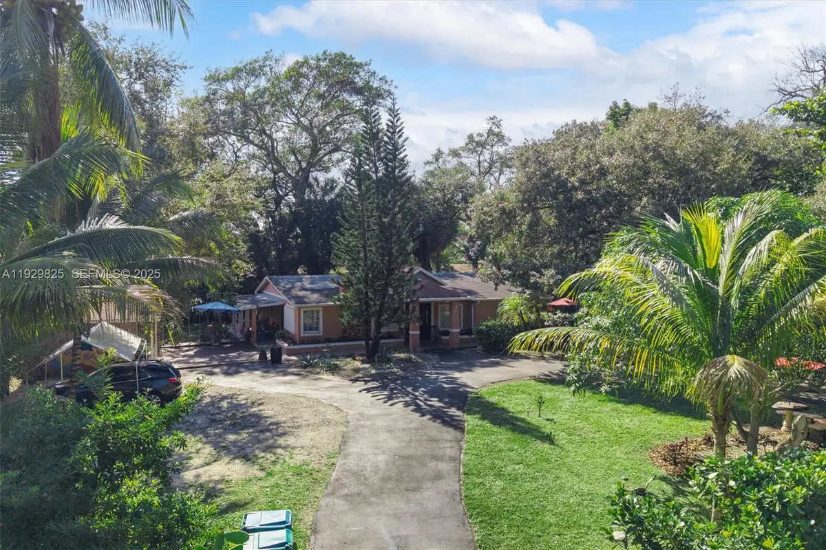 1760 NE 144th St, Miami, FL 33181 - Image #1