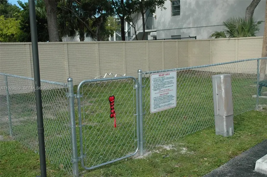 5300 Washington St #F119, Hollywood, FL 33021 - Image #2