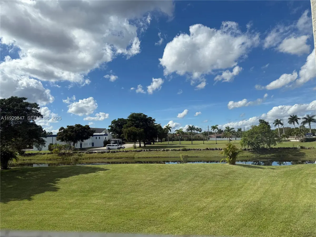 6890 Royal Palm Blvd #208H, Margate, FL 33063 - Image #1