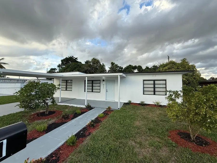 621 E 13th St, Hialeah, FL 33010 - Image #2