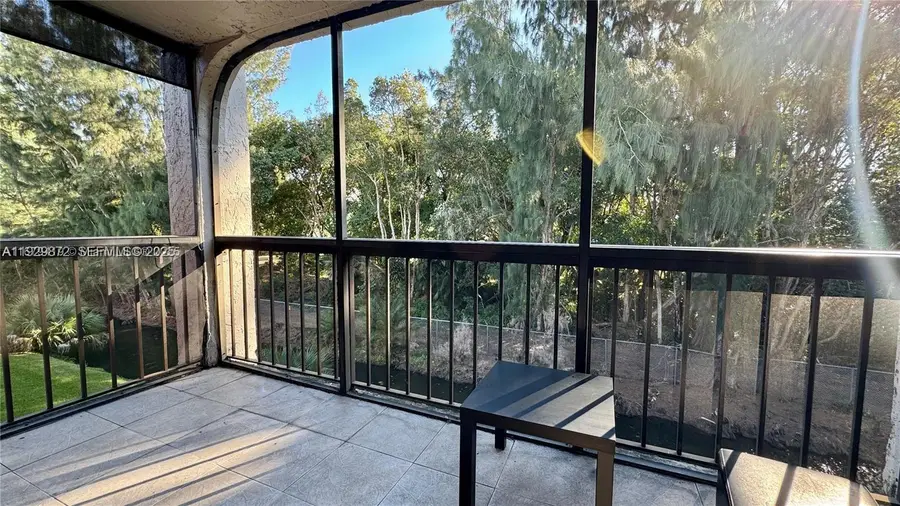 7060 Nova Dr #306C, Davie, FL 33317 - Image #3